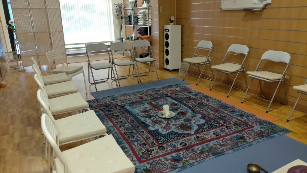 Meditación en grupo – Martes 20:00 – Sala Abierta – Valdepeñas"